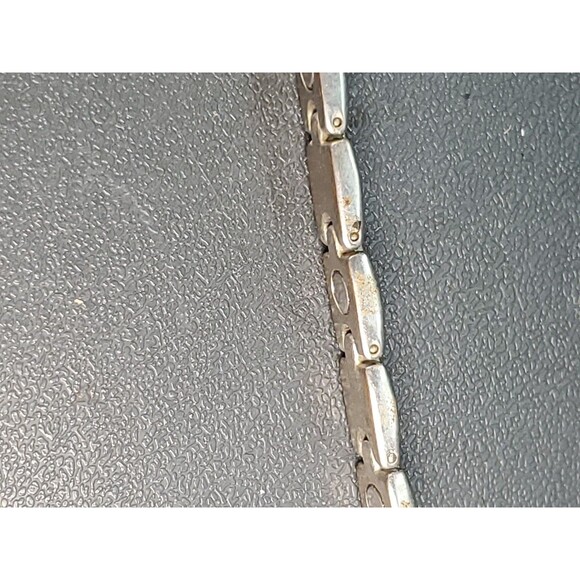 Two Tone Bracelet Bar Link Sliver And Gold Tone Contemporary Box Clasp Closure - Picture 8 of 9